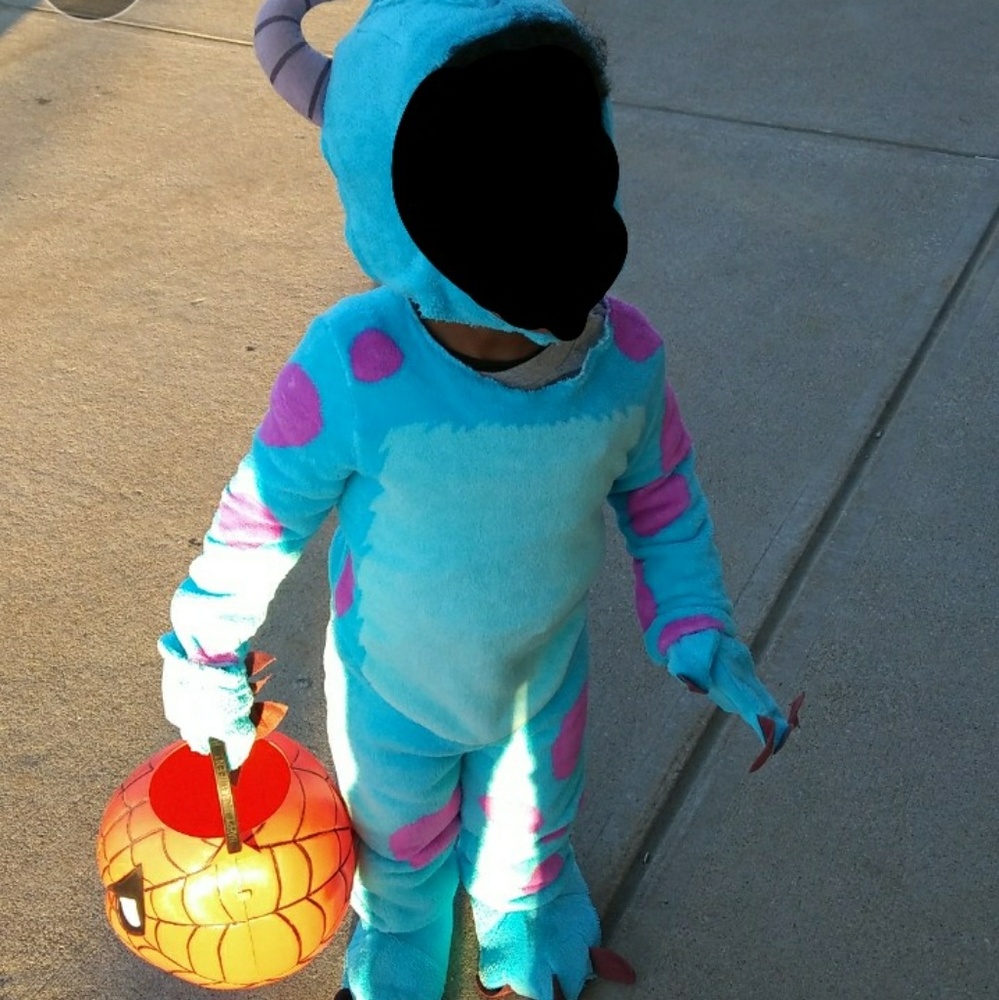 Toddler Costume I BLACKED OUT MY BABYS FACE